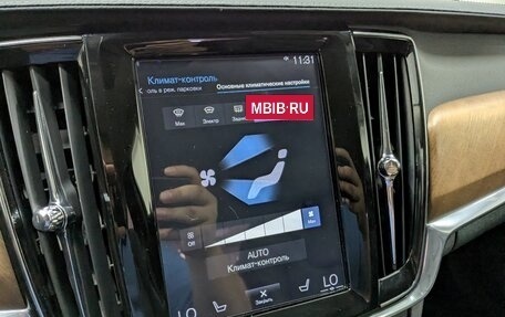 Volvo S90 II рестайлинг, 2019 год, 2 650 000 рублей, 23 фотография