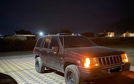 Jeep Grand Cherokee, 1998 год, 830 000 рублей, 1 фотография