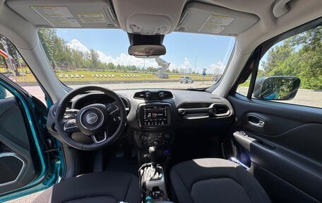 Jeep Renegade I рестайлинг, 2022 год, 1 799 000 рублей, 4 фотография