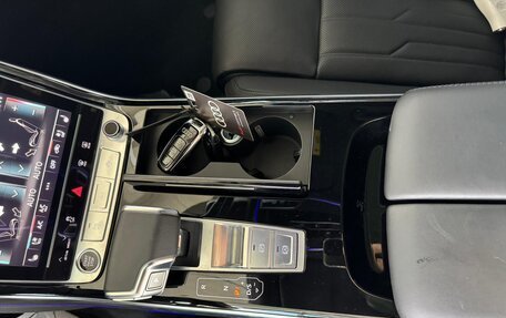 Audi A8, 2022 год, 8 200 000 рублей, 20 фотография