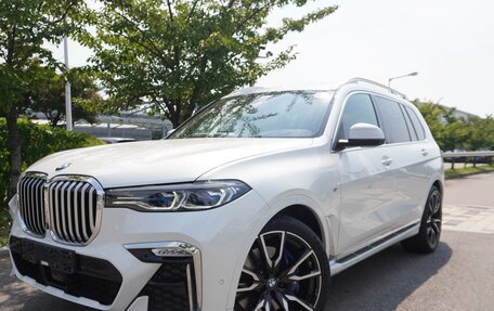 BMW X7, 2021 год, 9 350 000 рублей, 2 фотография