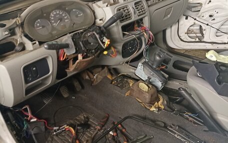 Renault Symbol I, 2002 год, 330 000 рублей, 25 фотография