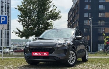 Ford Escape, 2020 год, 1 550 000 рублей, 6 фотография