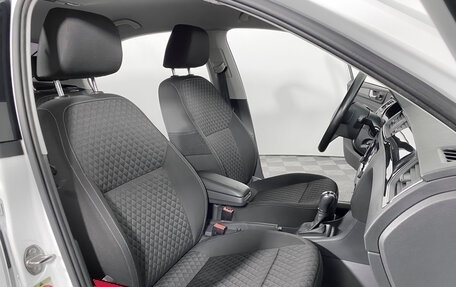 Skoda Rapid I, 2018 год, 1 299 000 рублей, 13 фотография