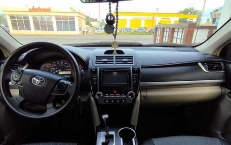 Toyota Camry, 2013 год, 1 400 000 рублей, 4 фотография