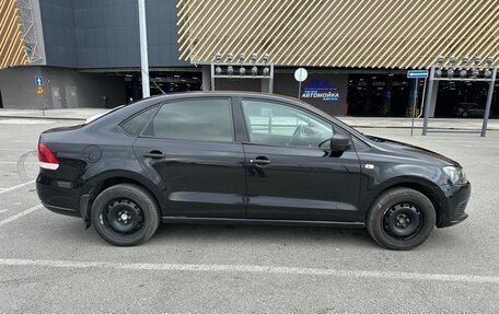 Volkswagen Polo VI (EU Market), 2011 год, 850 000 рублей, 5 фотография