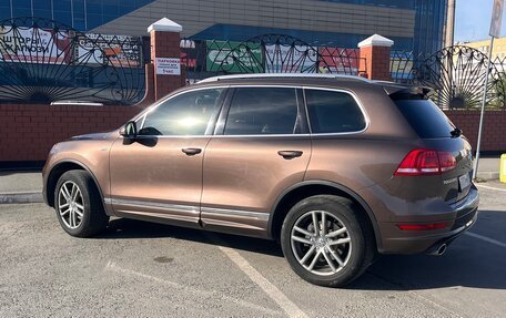 Volkswagen Touareg III, 2014 год, 2 750 000 рублей, 2 фотография