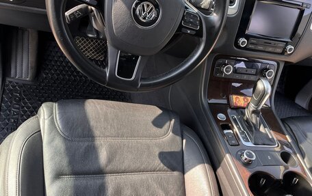 Volkswagen Touareg III, 2014 год, 2 750 000 рублей, 6 фотография