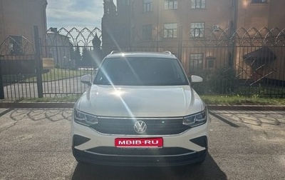 Volkswagen Tiguan II, 2021 год, 3 600 000 рублей, 1 фотография