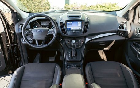 Ford Kuga III, 2017 год, 1 355 000 рублей, 17 фотография