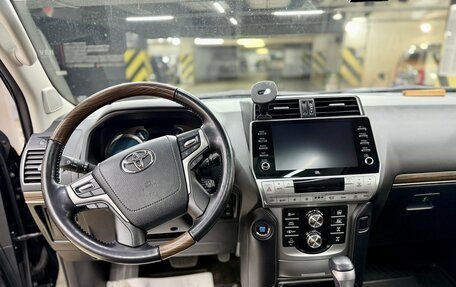 Toyota Land Cruiser Prado 150 рестайлинг 2, 2021 год, 7 500 000 рублей, 11 фотография