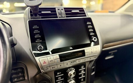 Toyota Land Cruiser Prado 150 рестайлинг 2, 2021 год, 7 500 000 рублей, 13 фотография