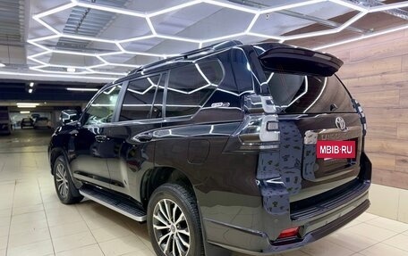 Toyota Land Cruiser Prado 150 рестайлинг 2, 2021 год, 7 500 000 рублей, 6 фотография