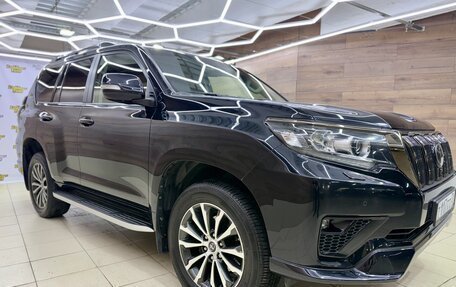 Toyota Land Cruiser Prado 150 рестайлинг 2, 2021 год, 7 500 000 рублей, 16 фотография