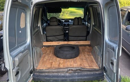 Renault Kangoo II рестайлинг, 2004 год, 335 000 рублей, 4 фотография