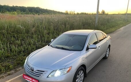Toyota Camry, 2007 год, 1 100 000 рублей, 10 фотография