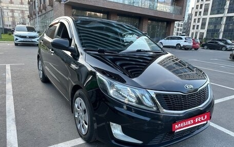KIA Rio III рестайлинг, 2013 год, 790 000 рублей, 15 фотография