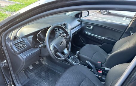 KIA Rio III рестайлинг, 2013 год, 790 000 рублей, 20 фотография