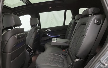 BMW X7, 2022 год, 10 800 000 рублей, 8 фотография