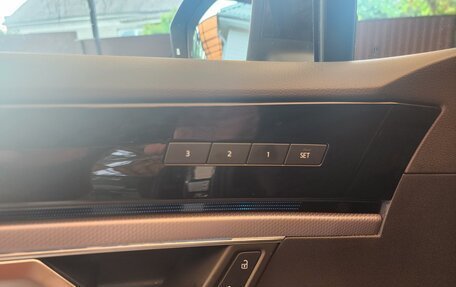 Volkswagen Touareg III, 2019 год, 4 200 000 рублей, 18 фотография