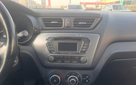 KIA Rio III рестайлинг, 2014 год, 890 000 рублей, 19 фотография