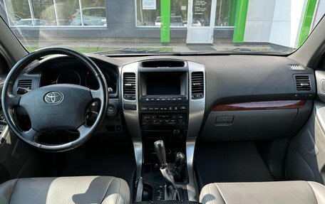 Toyota Land Cruiser Prado 120 рестайлинг, 2003 год, 1 499 000 рублей, 11 фотография