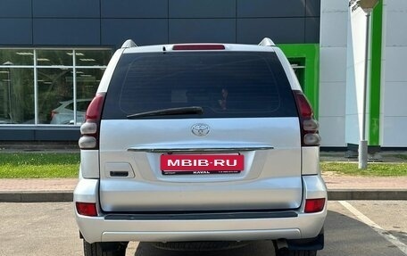 Toyota Land Cruiser Prado 120 рестайлинг, 2003 год, 1 499 000 рублей, 6 фотография