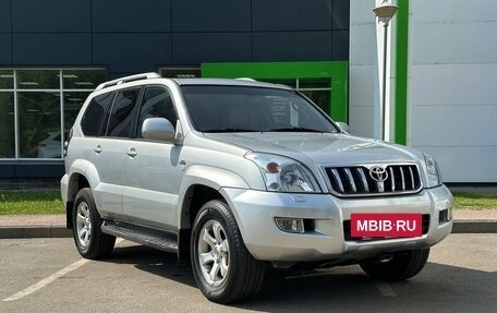 Toyota Land Cruiser Prado 120 рестайлинг, 2003 год, 1 499 000 рублей, 3 фотография