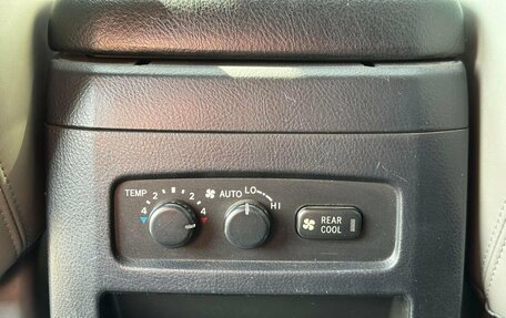 Toyota Land Cruiser Prado 120 рестайлинг, 2003 год, 1 499 000 рублей, 16 фотография