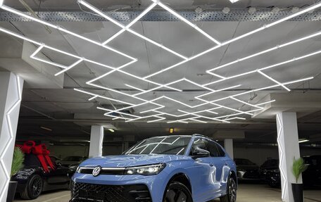 Volkswagen Tiguan, 2024 год, 4 500 000 рублей, 4 фотография