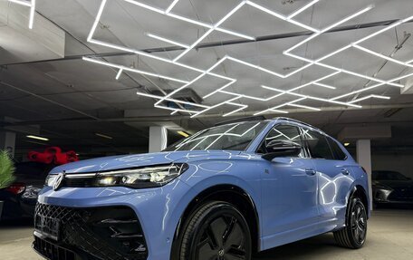 Volkswagen Tiguan, 2024 год, 4 500 000 рублей, 14 фотография