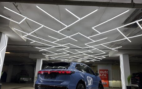 Volkswagen Tiguan, 2024 год, 4 500 000 рублей, 5 фотография