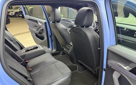 Volkswagen Tiguan, 2024 год, 4 500 000 рублей, 31 фотография