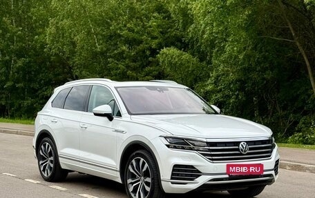 Volkswagen Touareg III, 2018 год, 5 100 000 рублей, 3 фотография