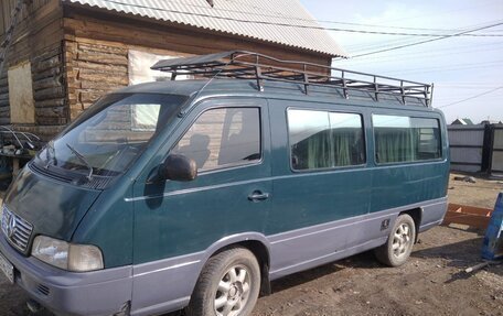 SsangYong Istana, 2000 год, 255 000 рублей, 2 фотография