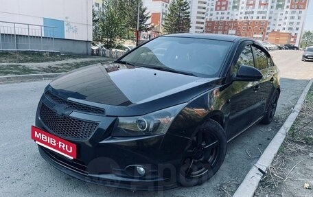 Chevrolet Cruze II, 2012 год, 800 000 рублей, 3 фотография
