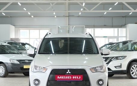 Mitsubishi Outlander III рестайлинг 3, 2011 год, 1 449 000 рублей, 2 фотография
