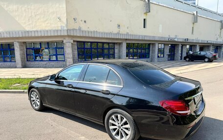 Mercedes-Benz E-Класс, 2018 год, 2 180 000 рублей, 6 фотография