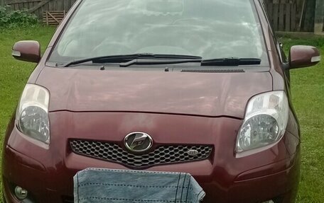 Toyota Vitz, 2007 год, 750 000 рублей, 1 фотография