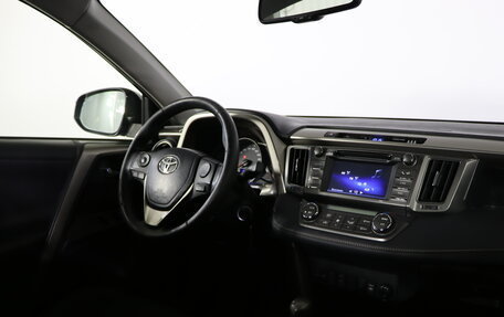Toyota RAV4, 2015 год, 2 179 990 рублей, 12 фотография