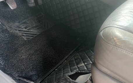 Toyota Land Cruiser 100 рестайлинг 2, 2005 год, 1 900 000 рублей, 7 фотография