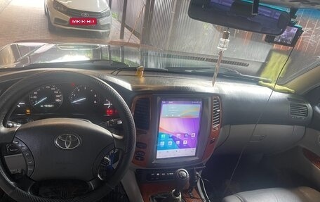 Toyota Land Cruiser 100 рестайлинг 2, 2005 год, 1 900 000 рублей, 3 фотография