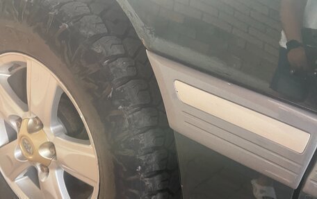 Toyota Land Cruiser 100 рестайлинг 2, 2005 год, 1 900 000 рублей, 9 фотография