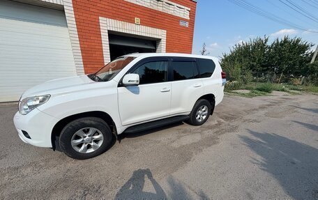 Toyota Land Cruiser Prado 150 рестайлинг 2, 2013 год, 2 550 000 рублей, 2 фотография