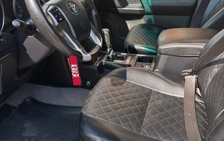 Toyota Land Cruiser Prado 150 рестайлинг 2, 2013 год, 2 550 000 рублей, 8 фотография