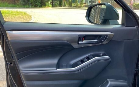 Toyota Highlander, 2025 год, 5 100 000 рублей, 22 фотография