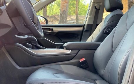 Toyota Highlander, 2025 год, 5 100 000 рублей, 14 фотография