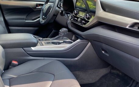 Toyota Highlander, 2025 год, 5 100 000 рублей, 16 фотография