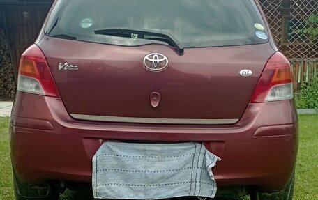 Toyota Vitz, 2007 год, 750 000 рублей, 4 фотография