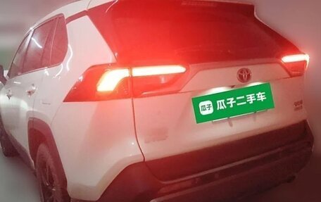 Toyota RAV4, 2021 год, 2 602 852 рублей, 4 фотография